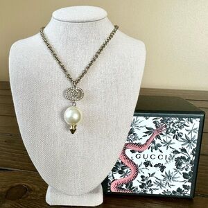Gucci Gold Pearl Pendant Necklace